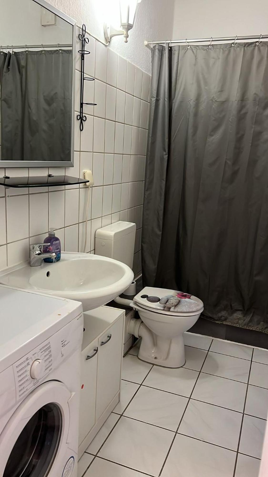 Apartment Monteurwohnungen In Linden-mitte, Nahe Der B6