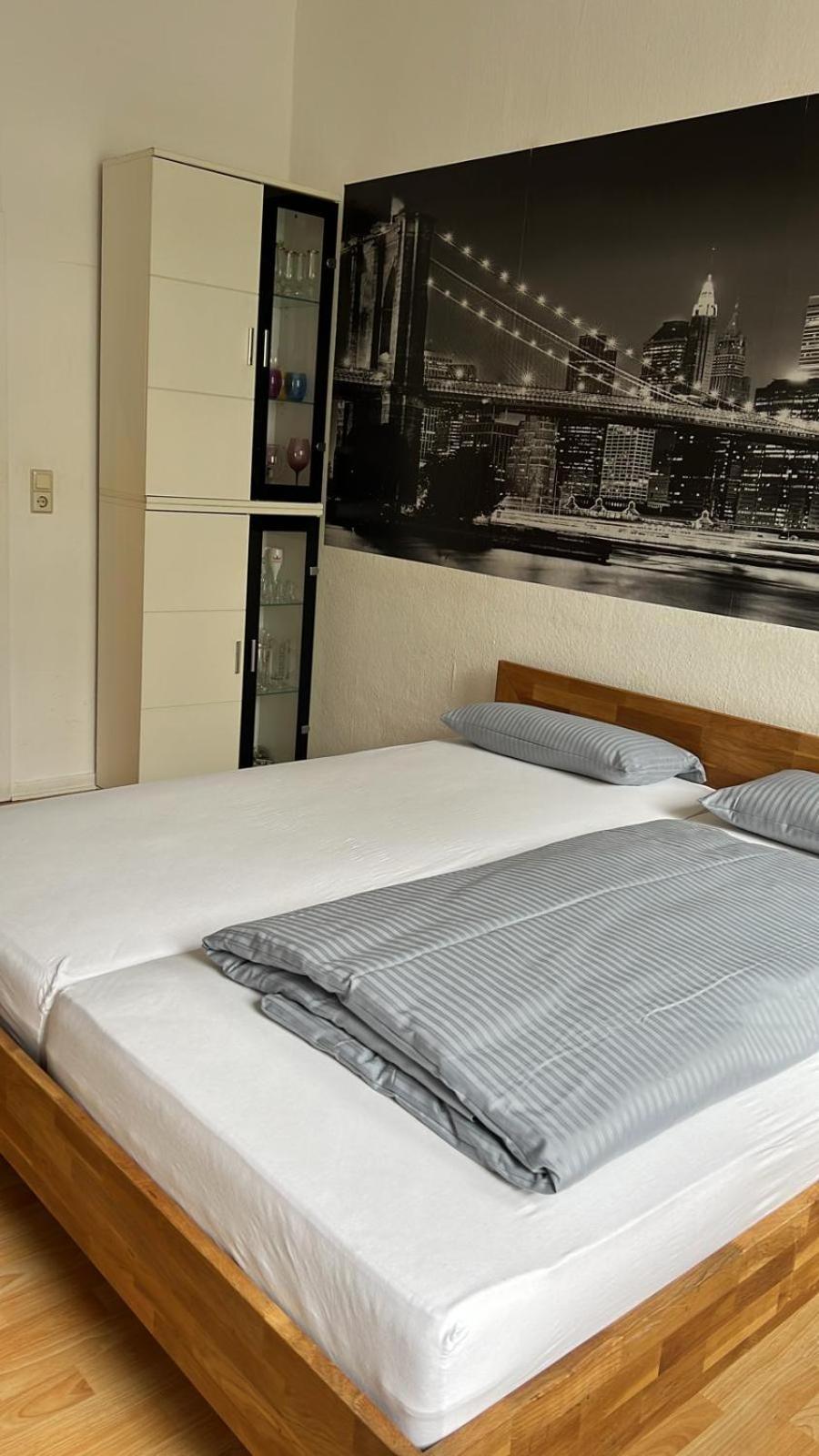 Monteurwohnungen In Linden-mitte, Nahe Der B6 Apartment *
